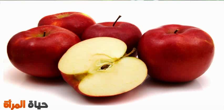 فوائد التفاح الأحمر قبل النوم