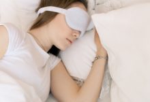 غطاء العين أثناء النوم ما هي أهم فوائده و أضراره على صحة الإنسان